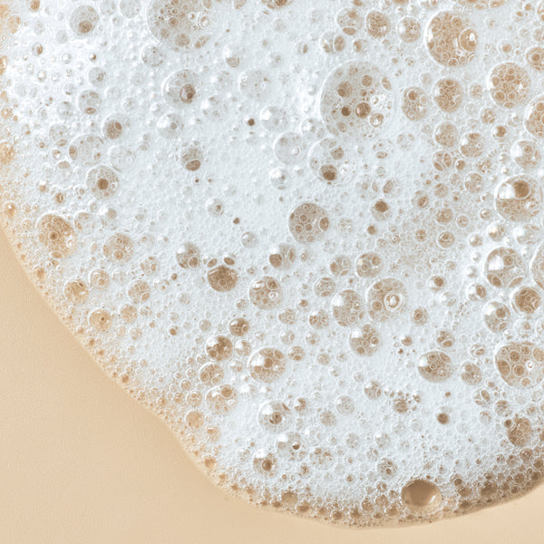 Clear Suspension Shower Gel - close-up