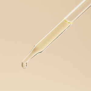 Grape Seed Oil - close-up - Secondary Image