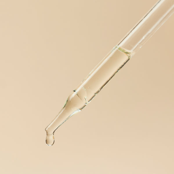 Aloe Vera Oil - Golden - close-up