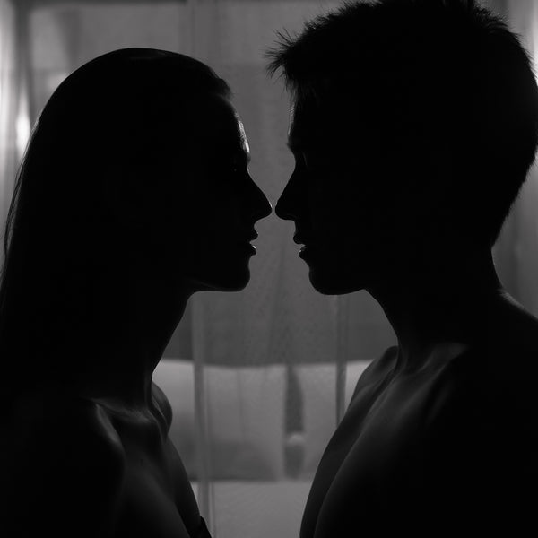 Dark Kiss* Fragrance Oil 822