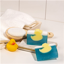 https://www.wholesalesuppliesplus.com/Images/Articles/Thumbs/duck-embed-soap-Recipe_t.jpg